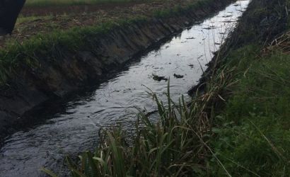 Pastrimi i kanaleve ujitëse në tokat bujqësore